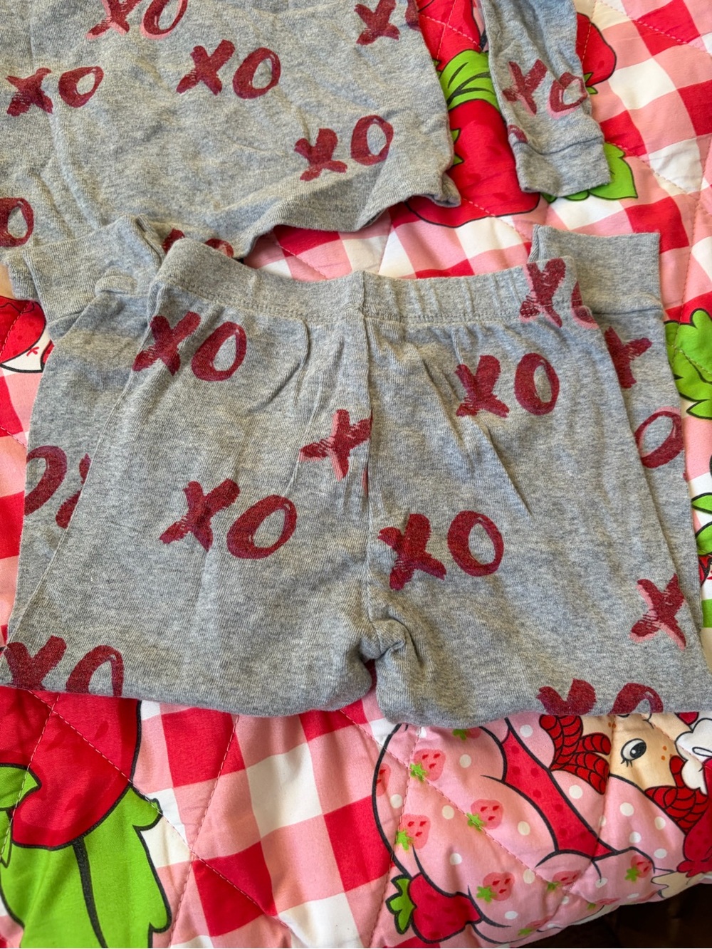 Pajama Set - Picture 3 of 6